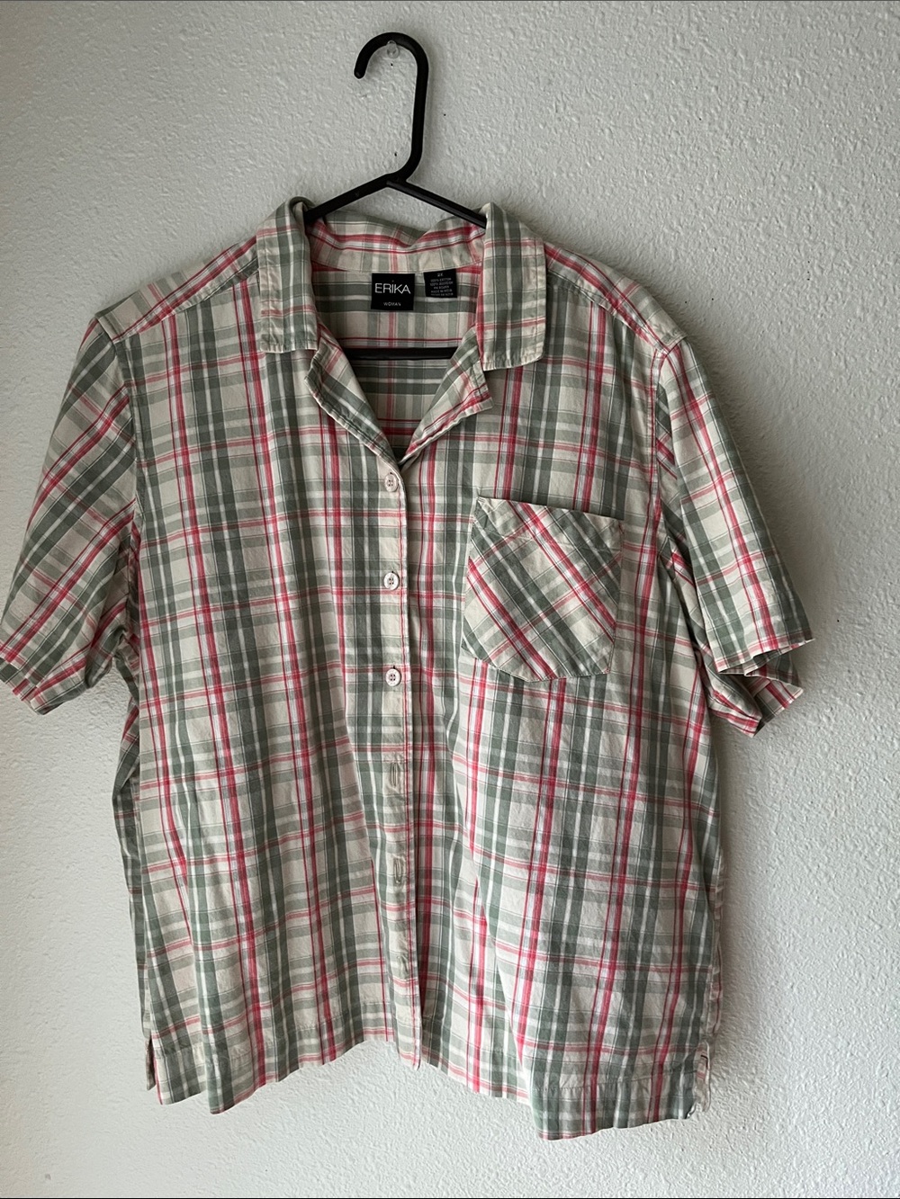 Erika Plaid Short-Sleeve Button-Down Shirt in Green & Pink